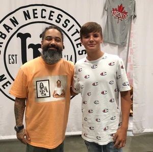 Meet your Posher, Elliot